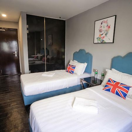 Artz Hotel Johor Bahru Buitenkant foto