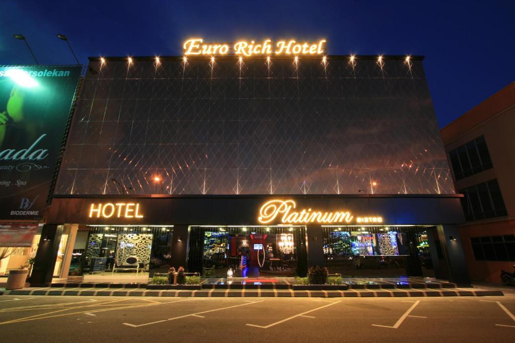 Artz Hotel Johor Bahru Buitenkant foto